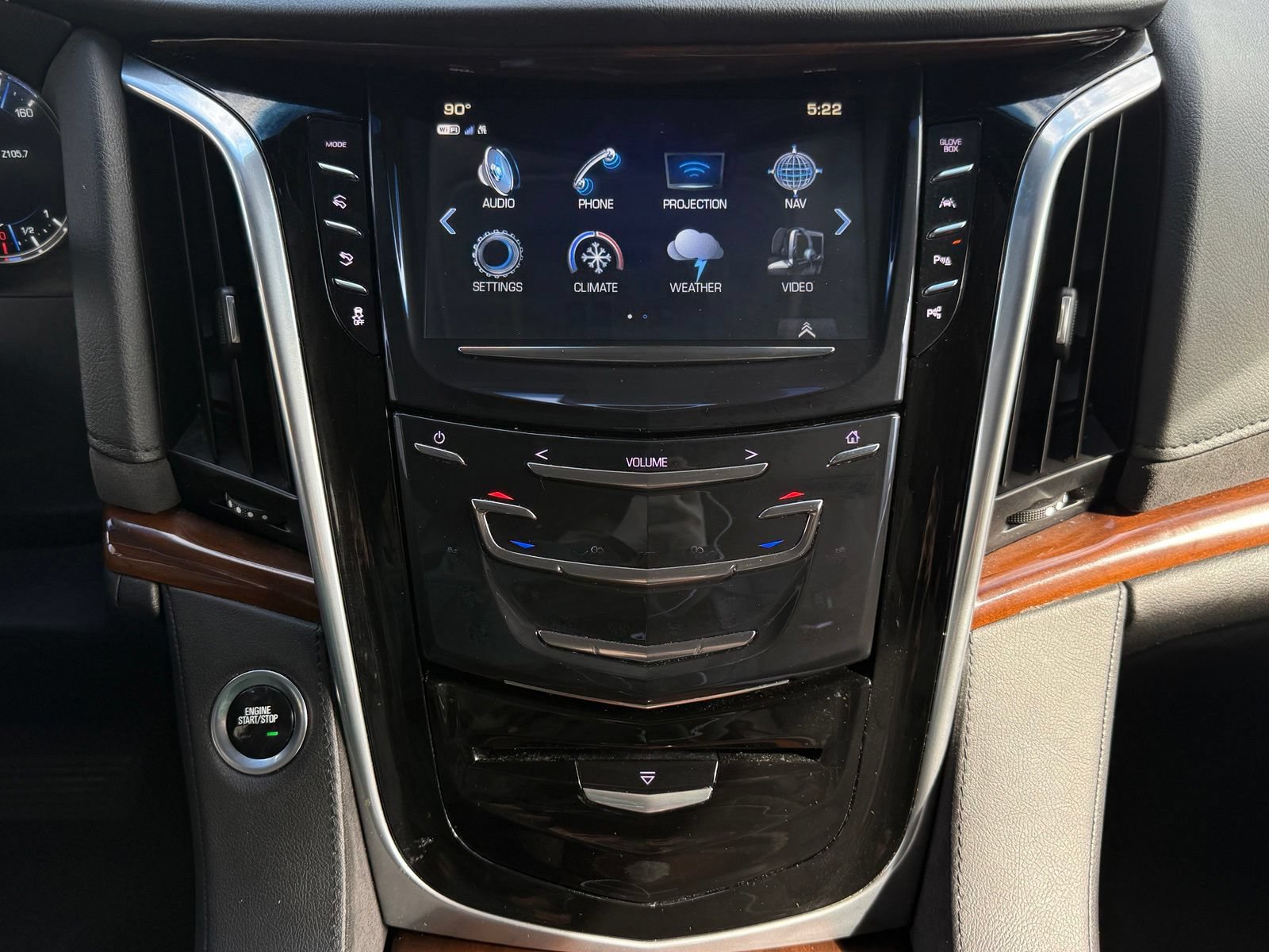 Used 2019 Cadillac Escalade Luxury AWD/4WD image 29