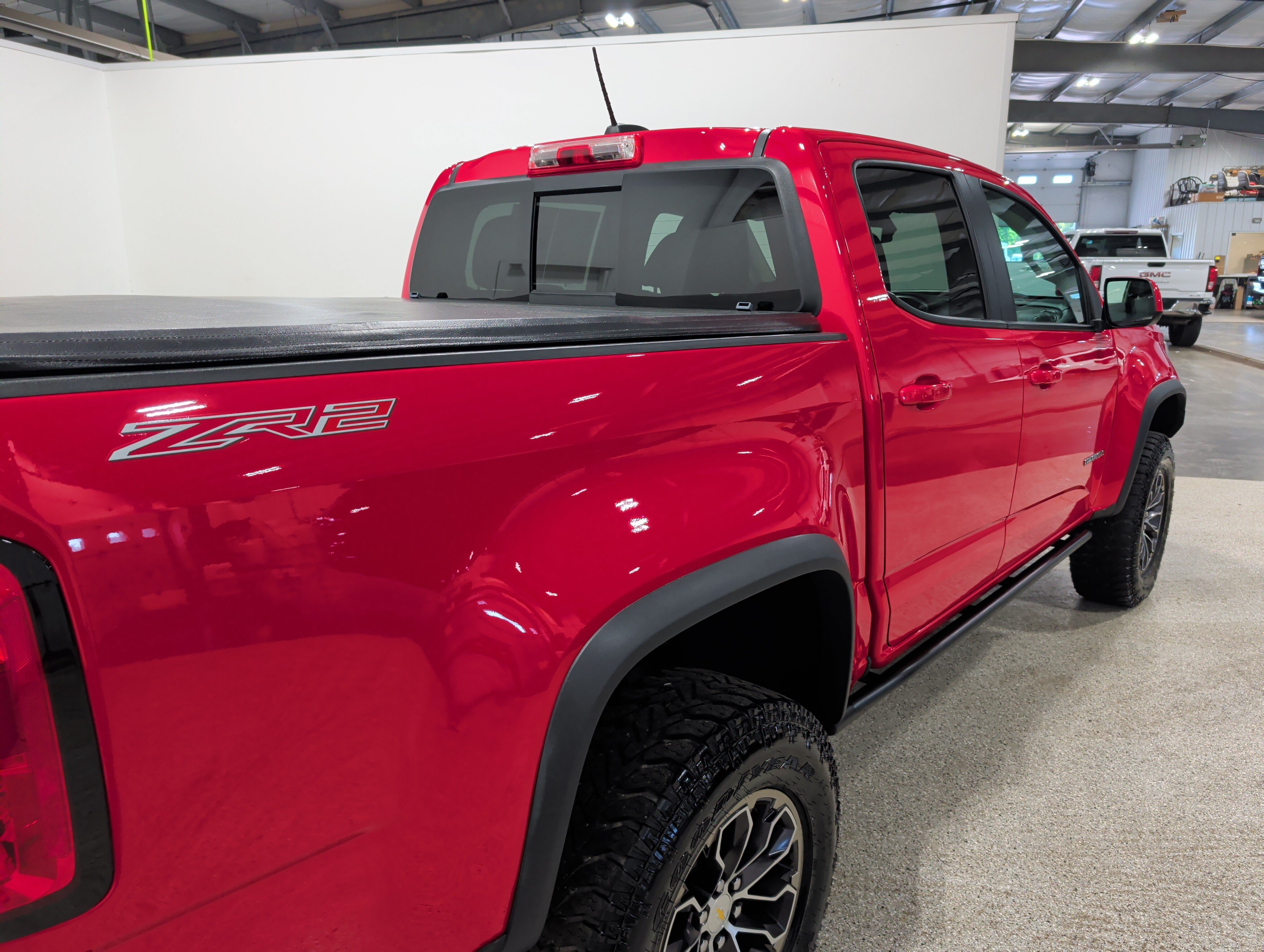 Used 2017 Chevrolet Colorado ZR2 AWD/4WD image 3