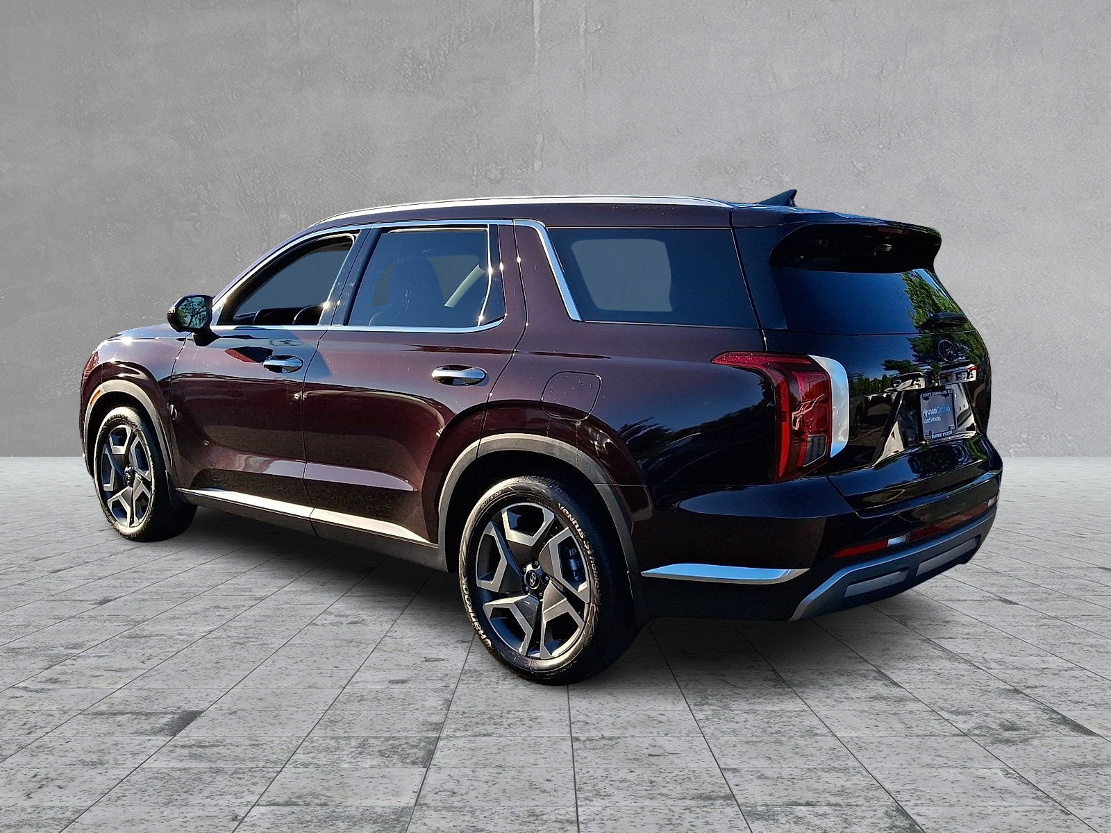 Used 2023 Hyundai Palisade Limited FWD image 7
