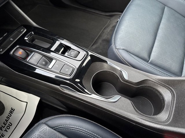 Used 2022 Chevrolet Bolt EUV LT w/ Convenience Package image 28