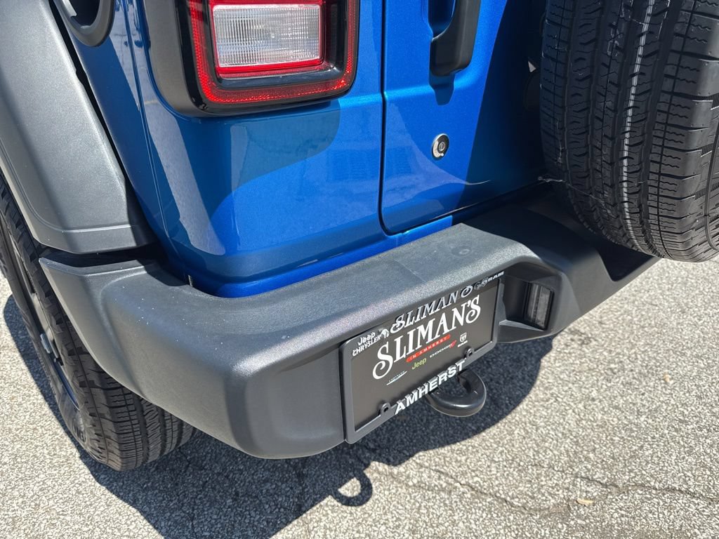 Used 2024 Jeep Wrangler Unlimited Sport AWD/4WD image 19