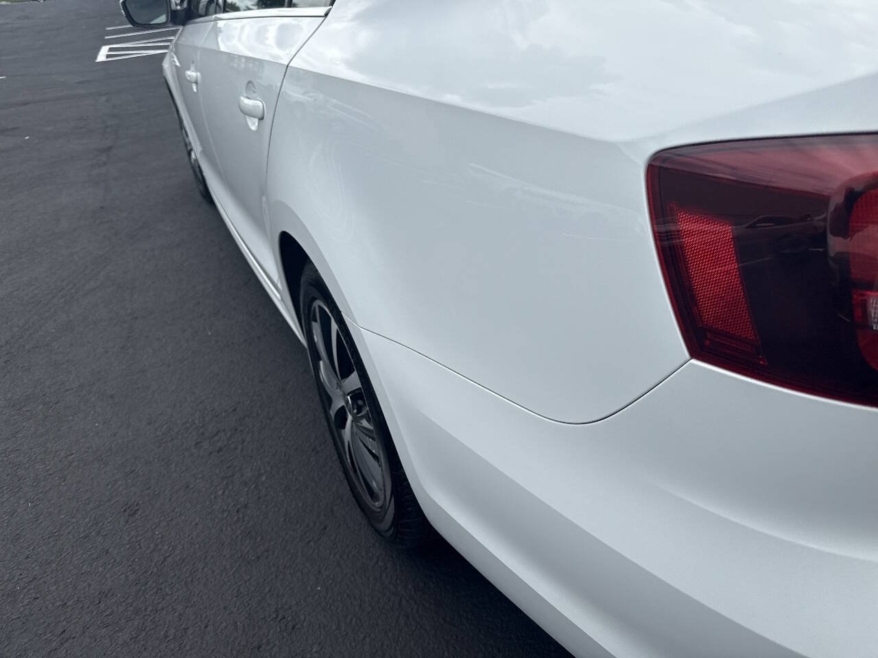 Used 2017 Volkswagen Jetta SE FWD image 24