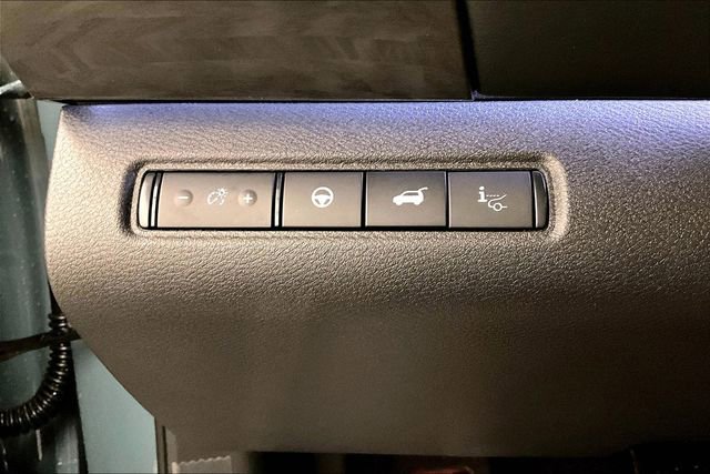New 2026 Nissan Pathfinder Platinum AWD/4WD image 31