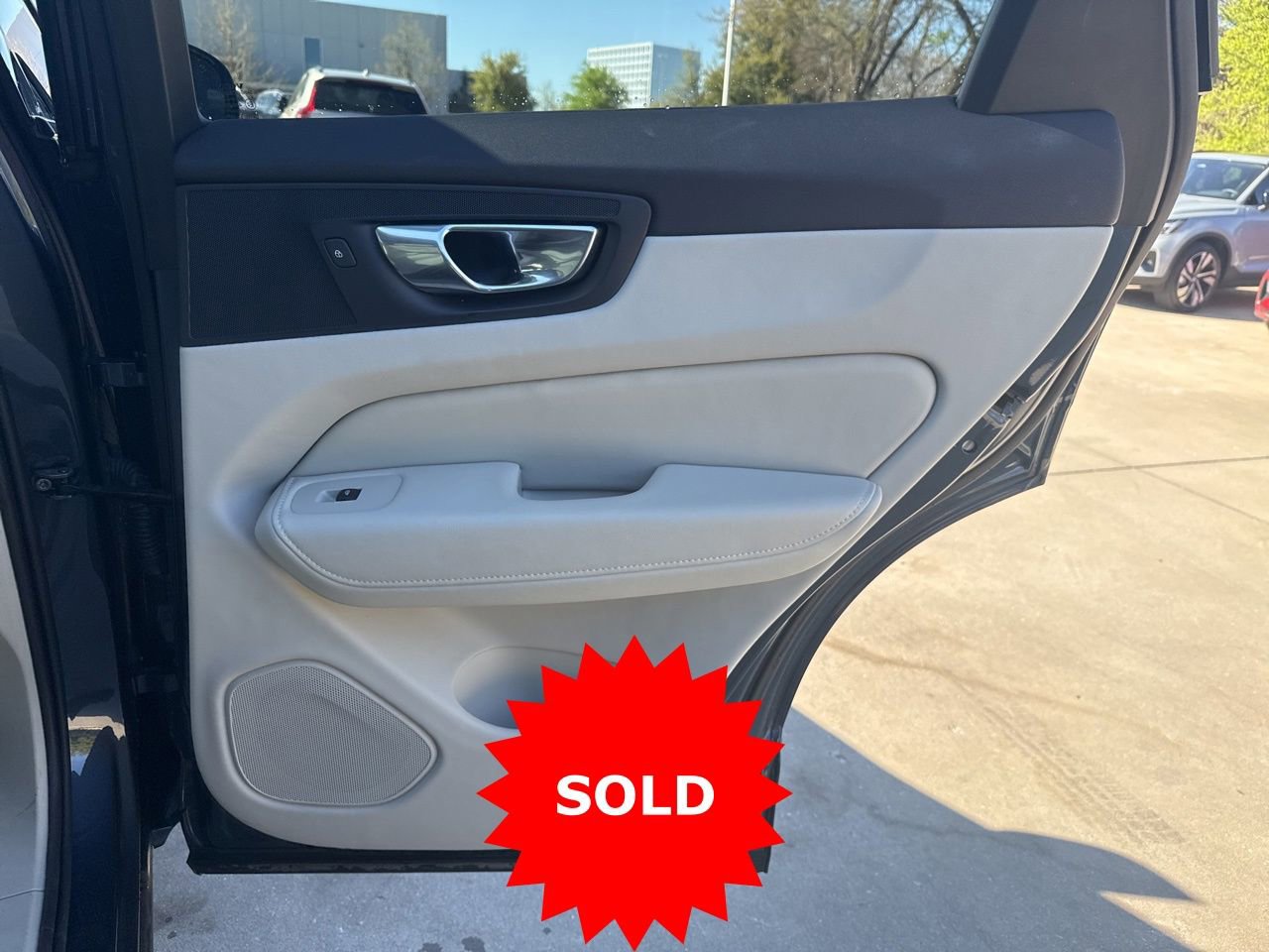 Certified 2024 Volvo XC60 B5 Core w/ Protection Package Premier image 14