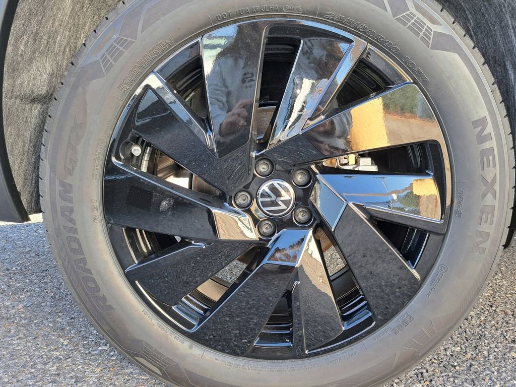 New 2026 Volkswagen Atlas SE image 24