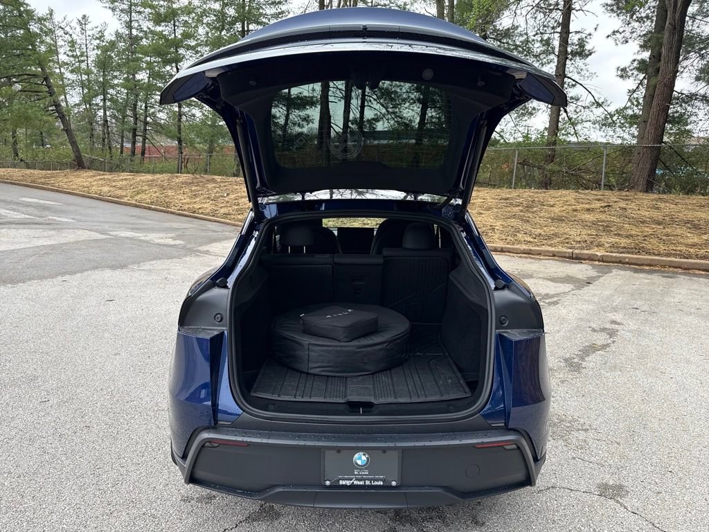 Used 2026 Tesla Model Y Long Range image 26