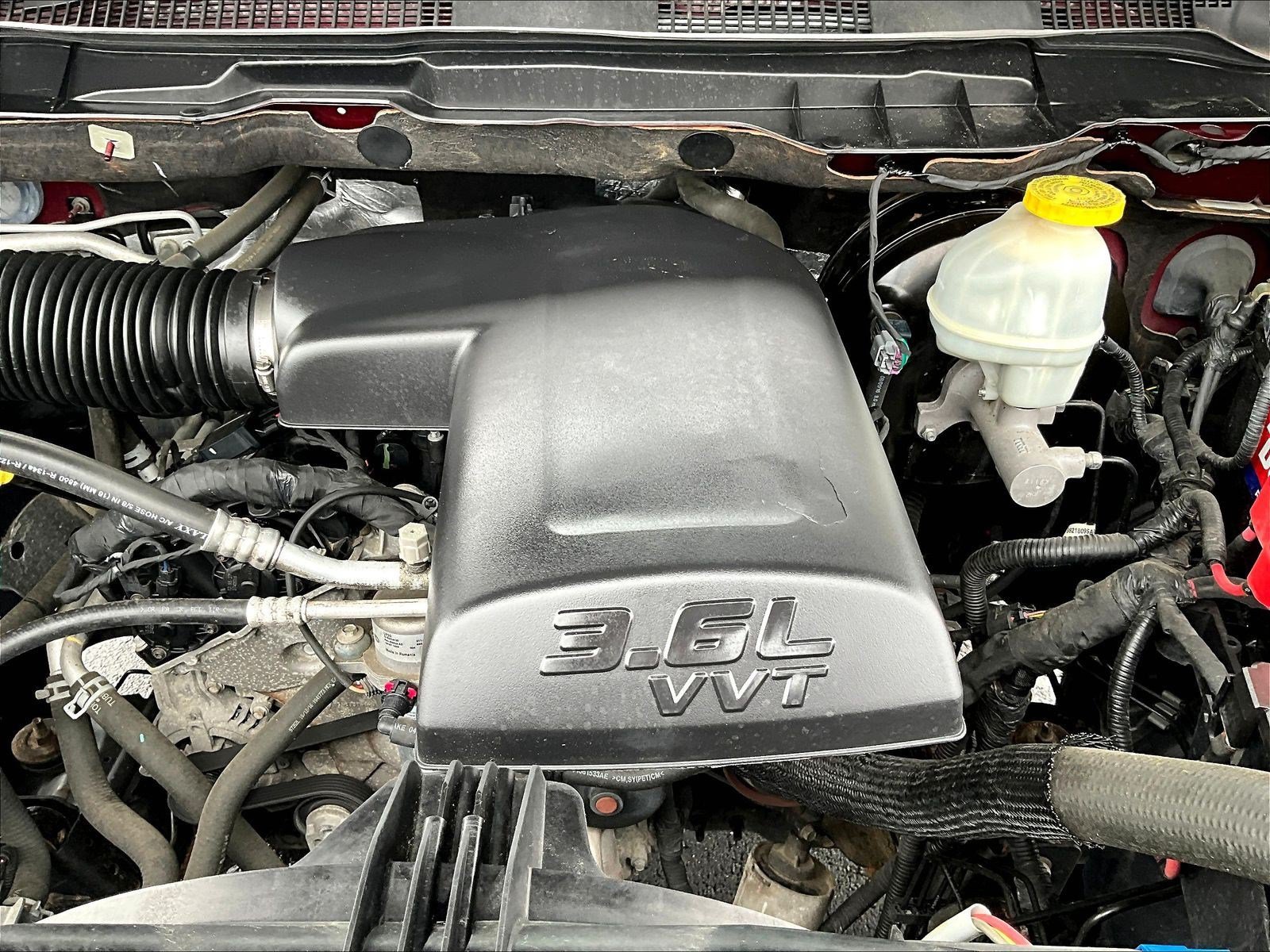 Used 2017 RAM 1500 Express RWD image 31