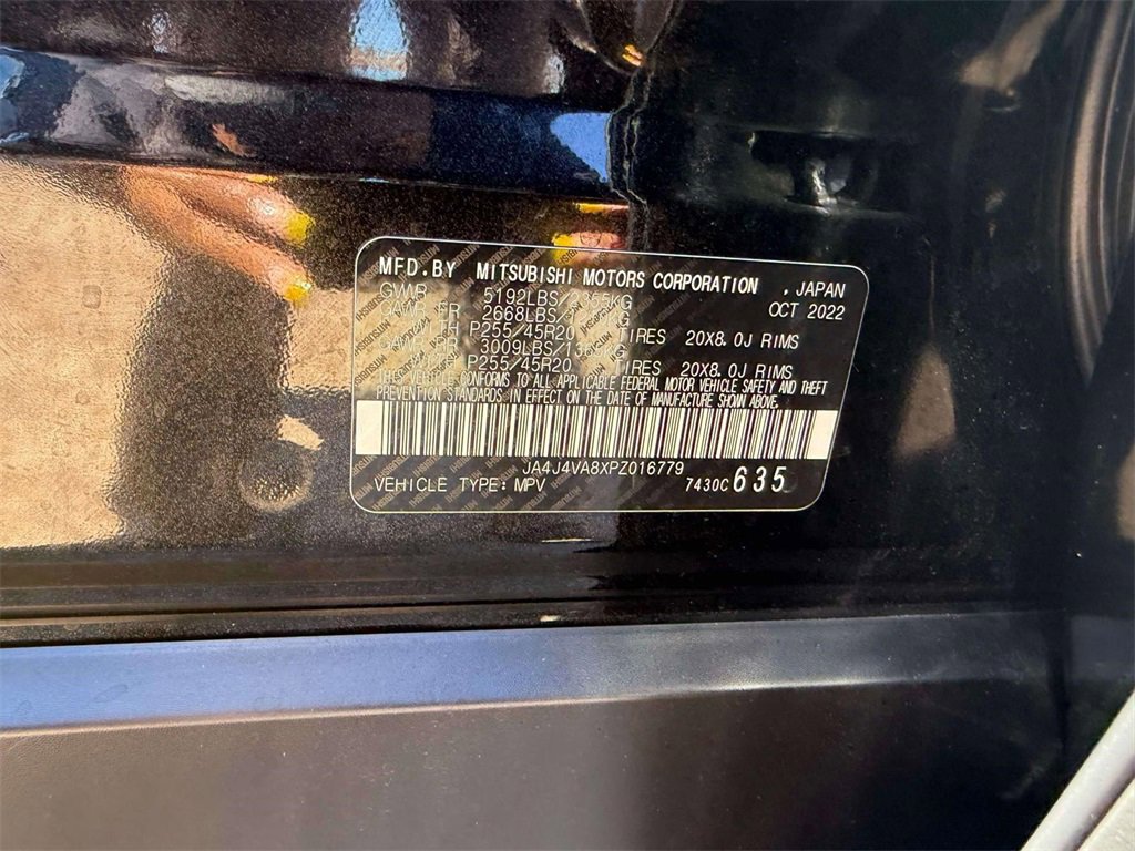 Used 2023 Mitsubishi Outlander SEL Black Edition image 25