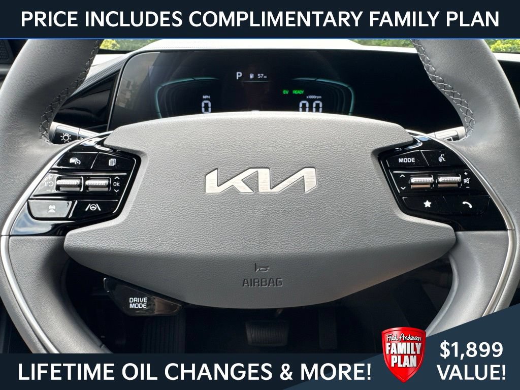New 2026 Kia Niro EX w/ EX Premium Package FWD image 3