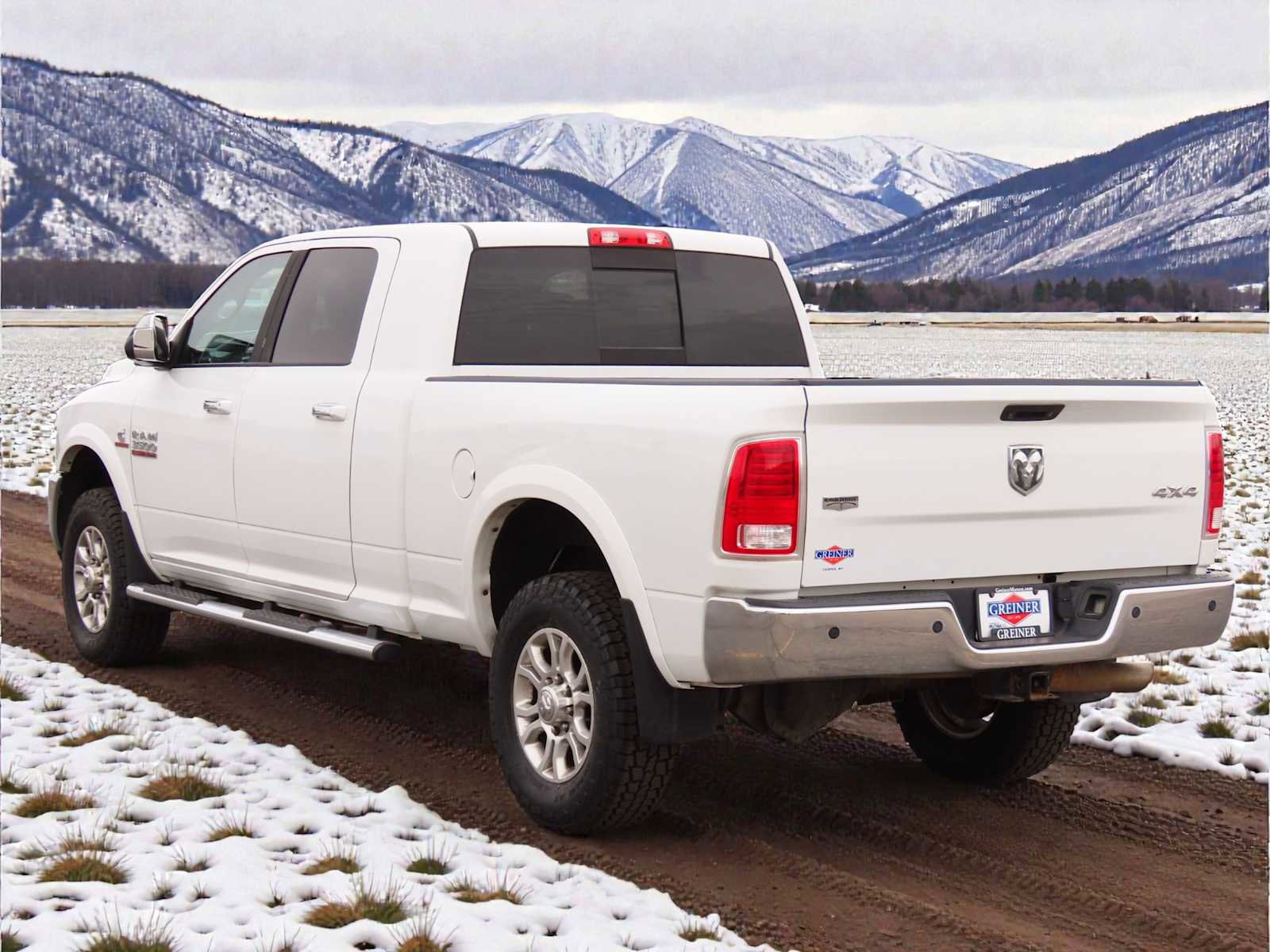 Used 2015 RAM 3500 Laramie w/ Convenience Group image 4