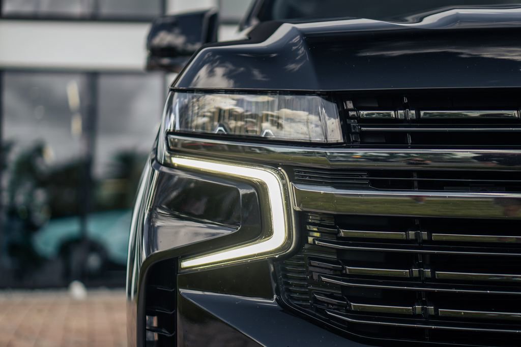 Used 2022 Chevrolet Tahoe RST w/ Sport Performance Package image 9