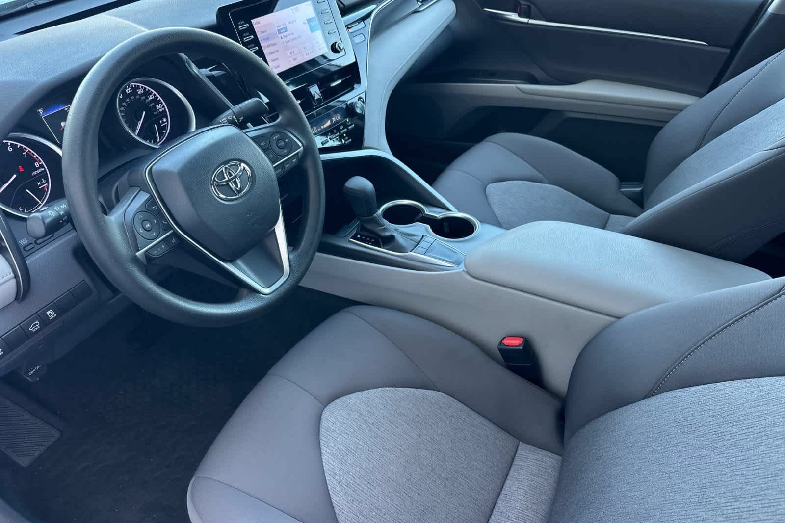 Used 2023 Toyota Camry LE FWD image 12