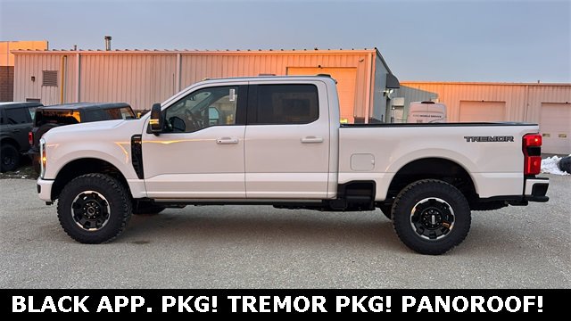 New 2026 Ford F350 Lariat w/ Tremor Off-Road Package image 3