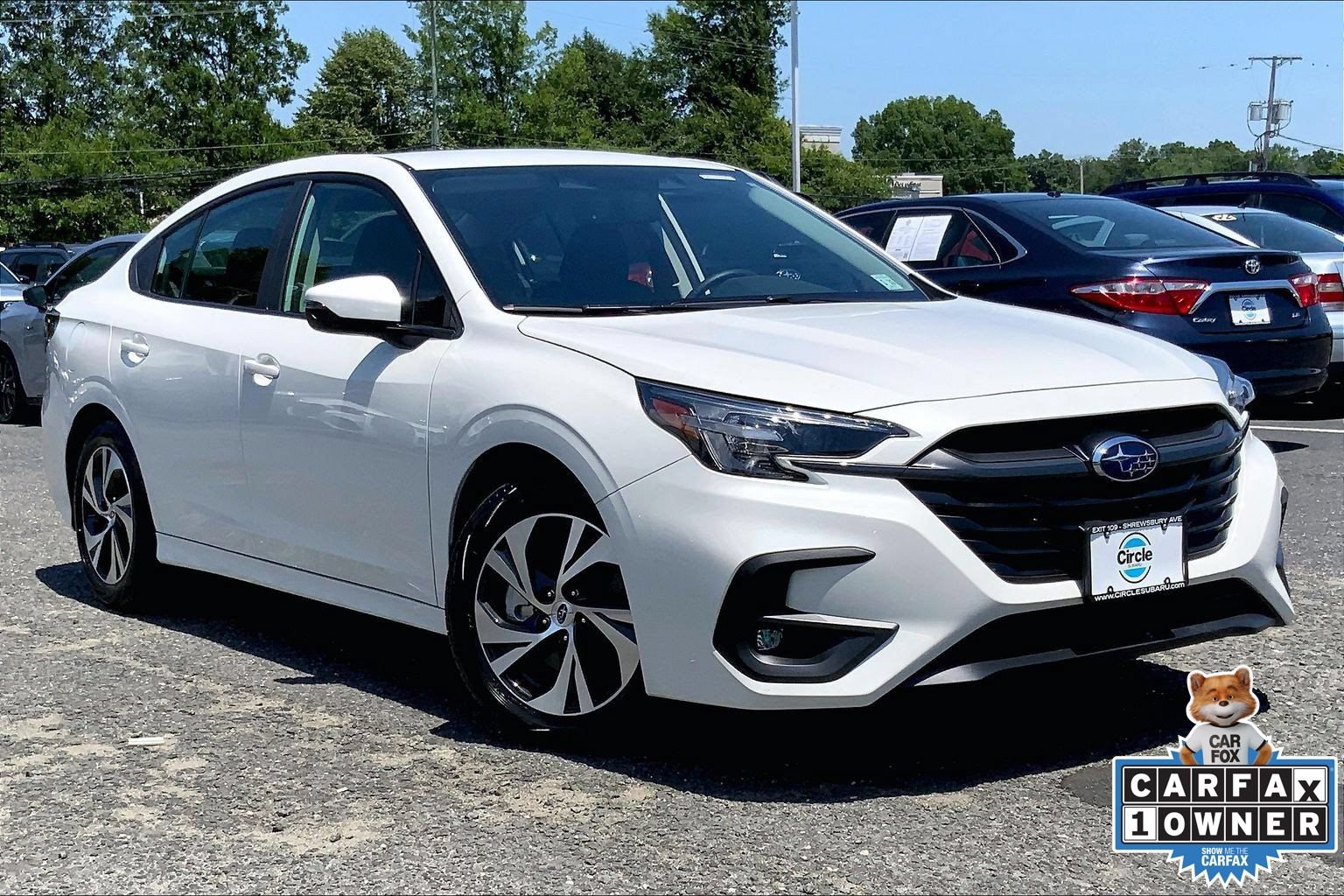 Certified 2025 Subaru Legacy Premium AWD/4WD image 2
