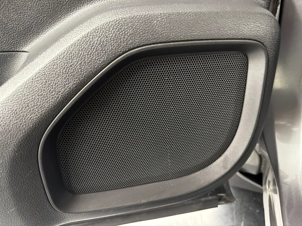 Used 2018 Nissan Titan SV RWD image 21