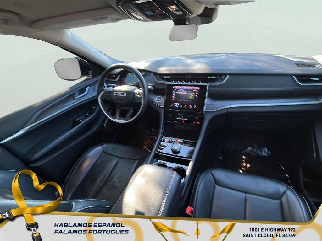 Used 2022 Jeep Grand Cherokee Limited w/ Luxury Tech Group II image 33