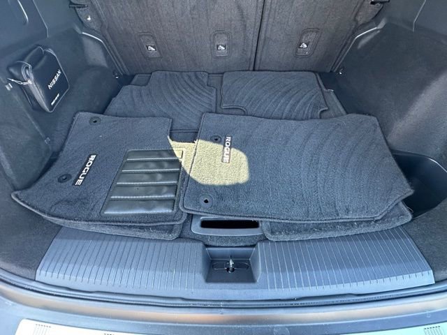 Certified 2023 Nissan Rogue SV w/ SV Premium B Package image 17