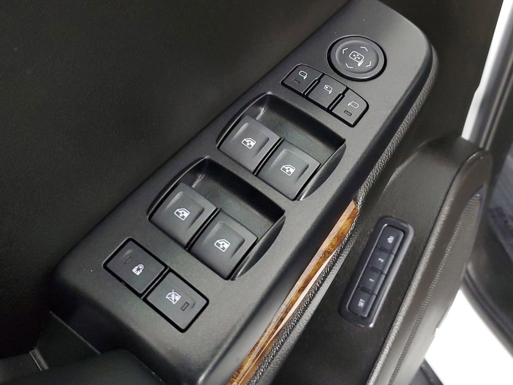 Used 2020 Chevrolet Tahoe Premier w/ RST 6.2L Performance Edition image 14