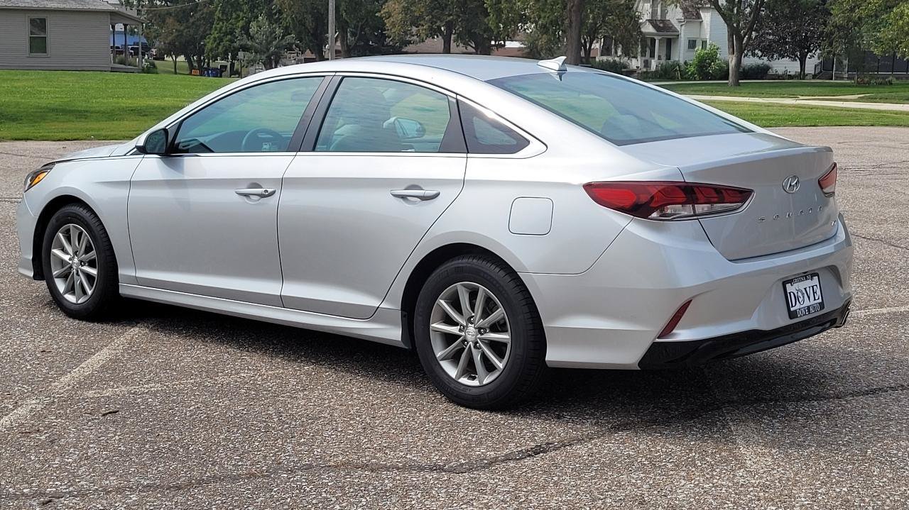 Used 2019 Hyundai Sonata ECO FWD image 3