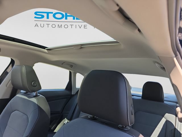 New 2027 Volkswagen Jetta SE FWD image 12