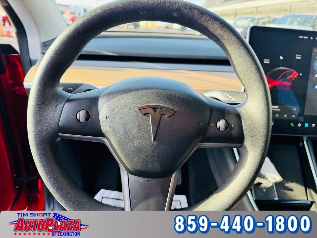 Used 2021 Tesla Model Y Long Range image 24