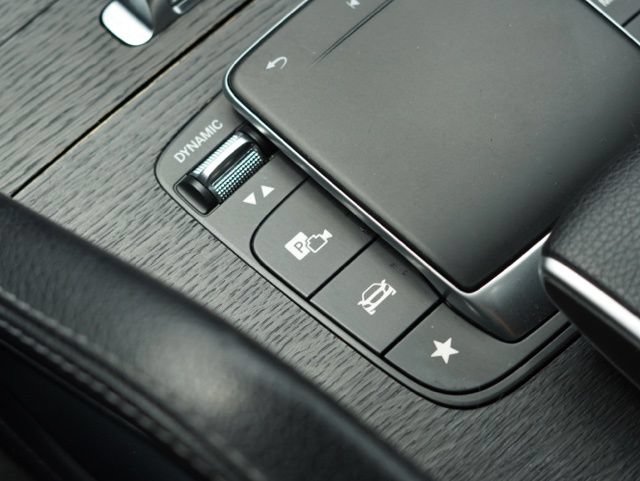 Used 2022 Mercedes-Benz GLE 350 4MATIC w/ Premium Package image 29