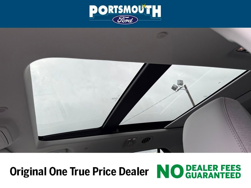 New 2025 Ford Explorer Active w/ Active Comfort Package image 11