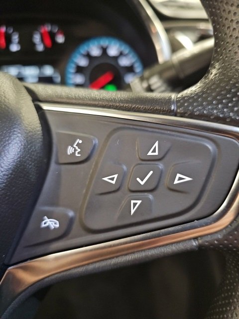 Used 2021 Chevrolet Malibu LT image 17