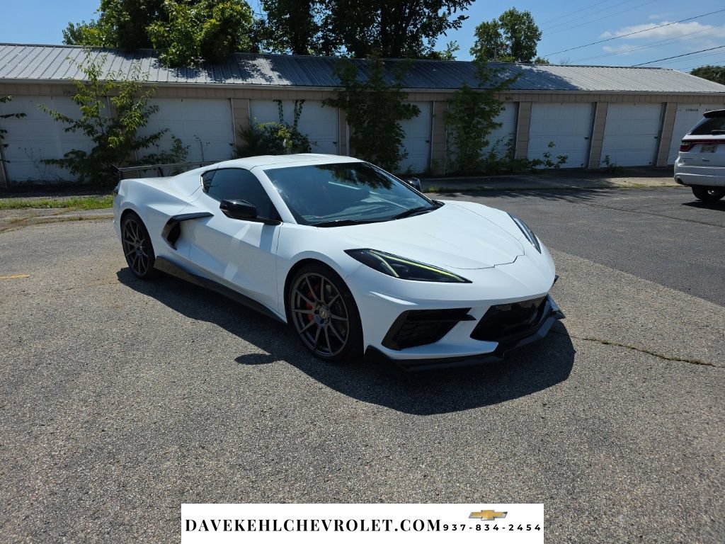 Used 2020 Chevrolet Corvette Stingray Premium Cpe w/ 3LT Preferred Equipment Group RWD image 7