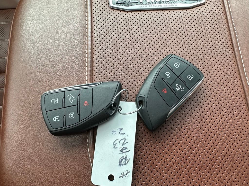 Used 2025 GMC Sierra 3500 Denali Ultimate w/ LPO, GMC Protection Package image 12