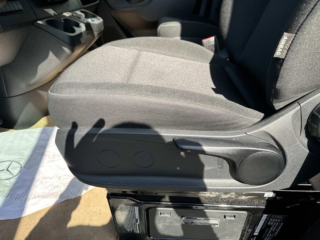 Used 2025 Mercedes-Benz Sprinter 3500 image 17