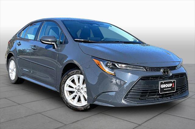 Certified 2026 Toyota Corolla LE w/ LE Premium Package FWD image 3