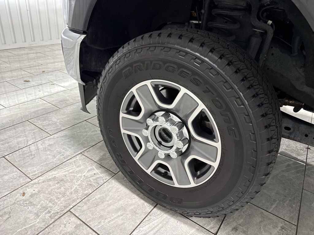 Used 2024 Ford F250 Lariat image 34
