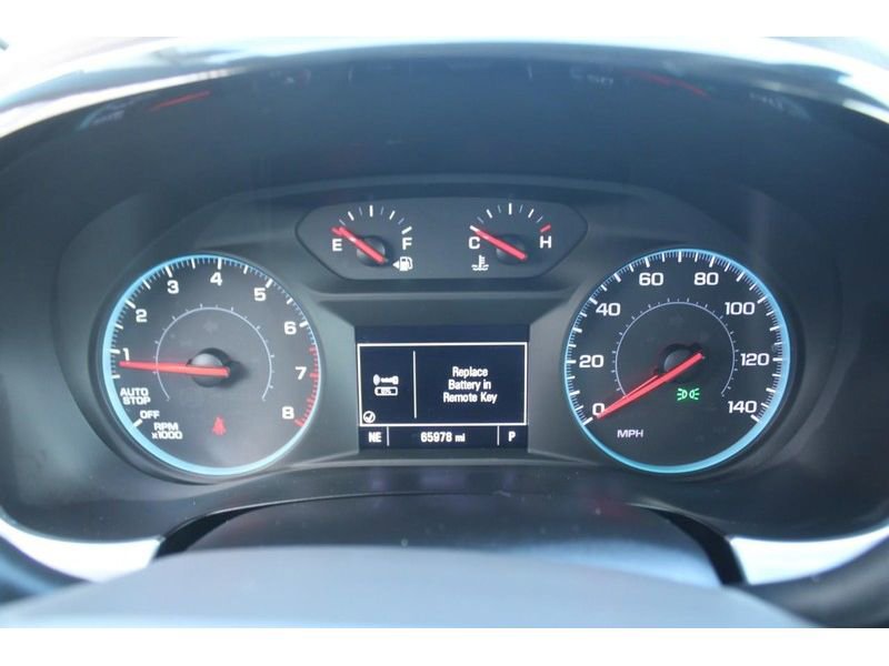 Used 2021 Chevrolet Traverse LT FWD image 23