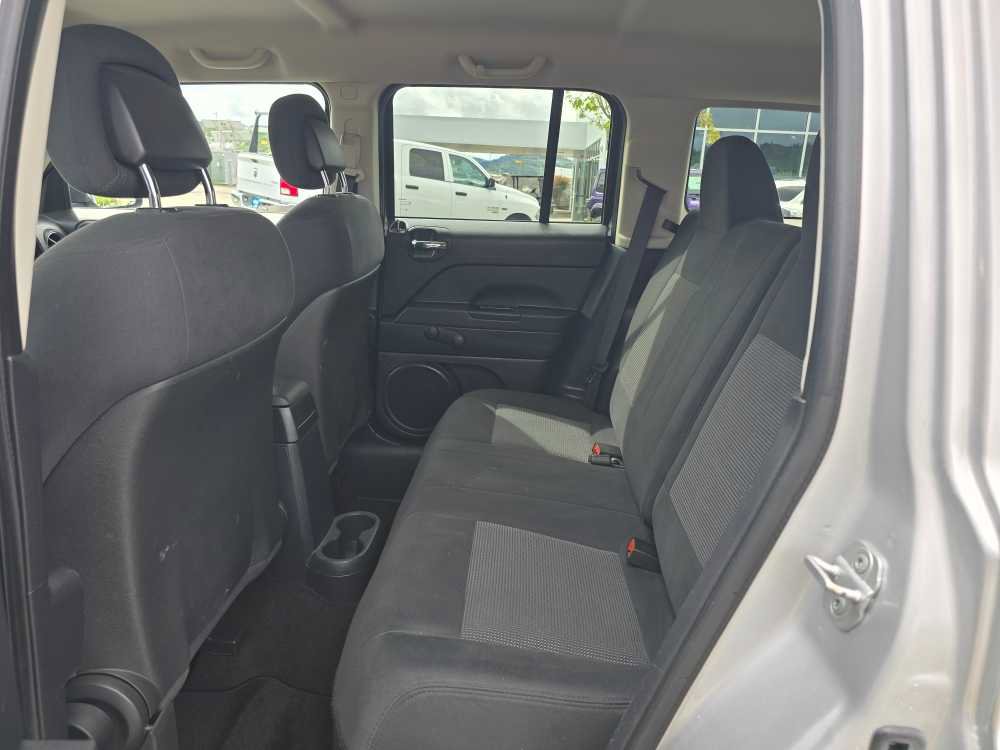 Used 2011 Jeep Patriot Sport FWD image 17