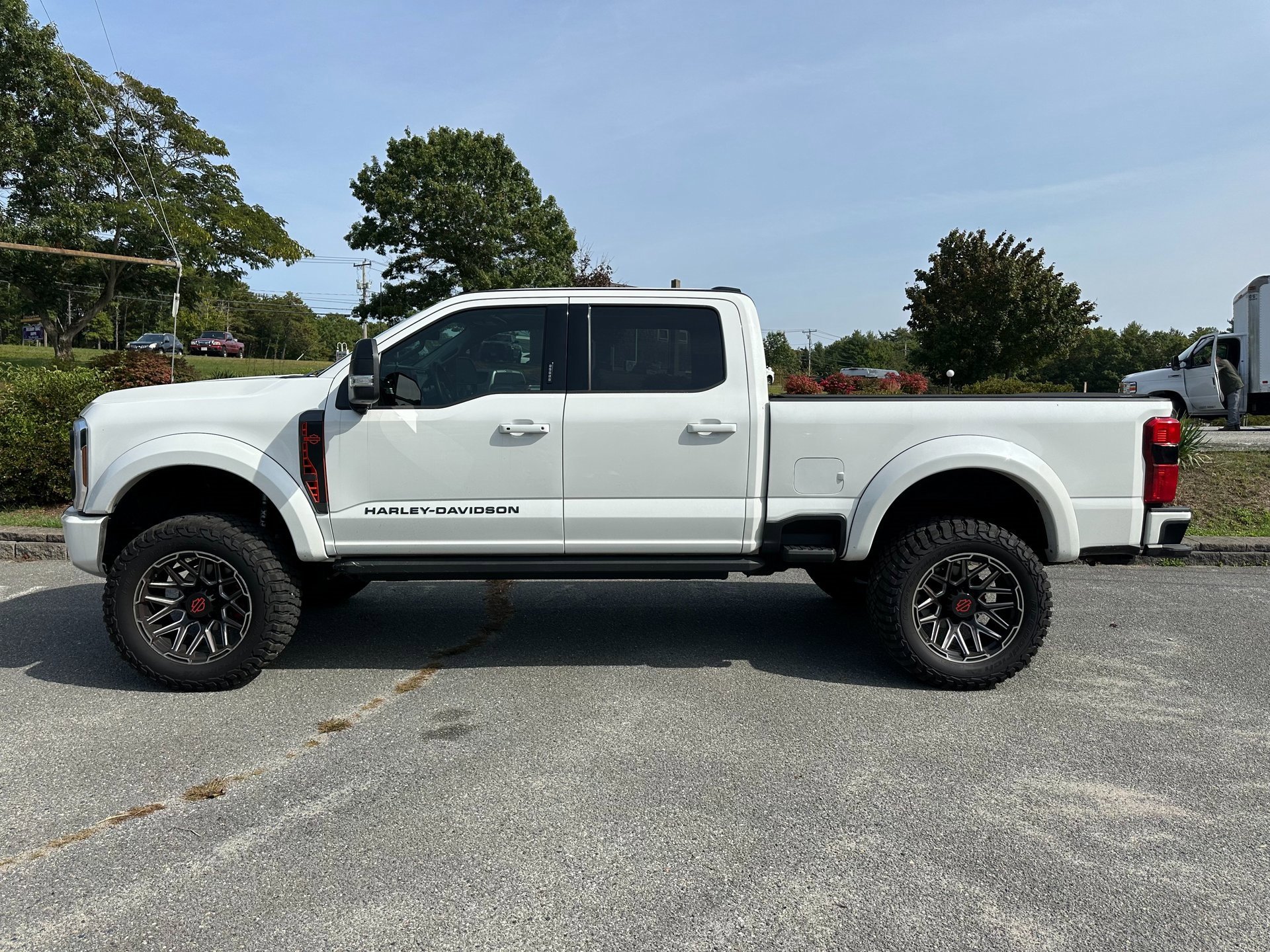Used 2024 Ford F250 Lariat w/ Lariat Ultimate Package image 3