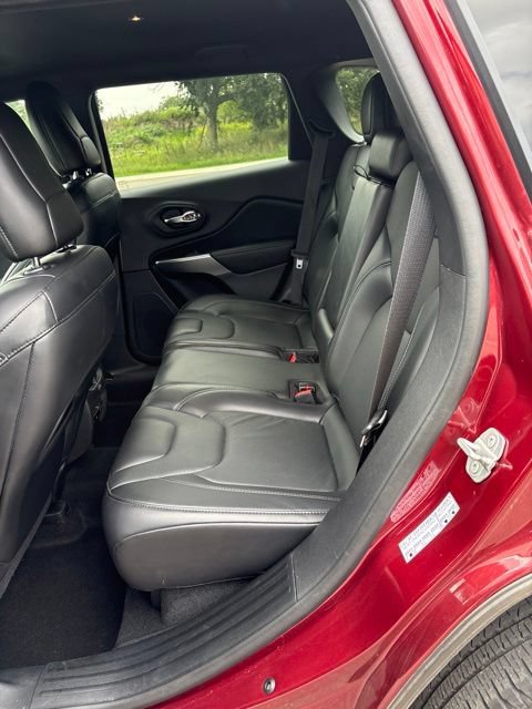 Used 2020 Jeep Cherokee High Altitude AWD/4WD image 9