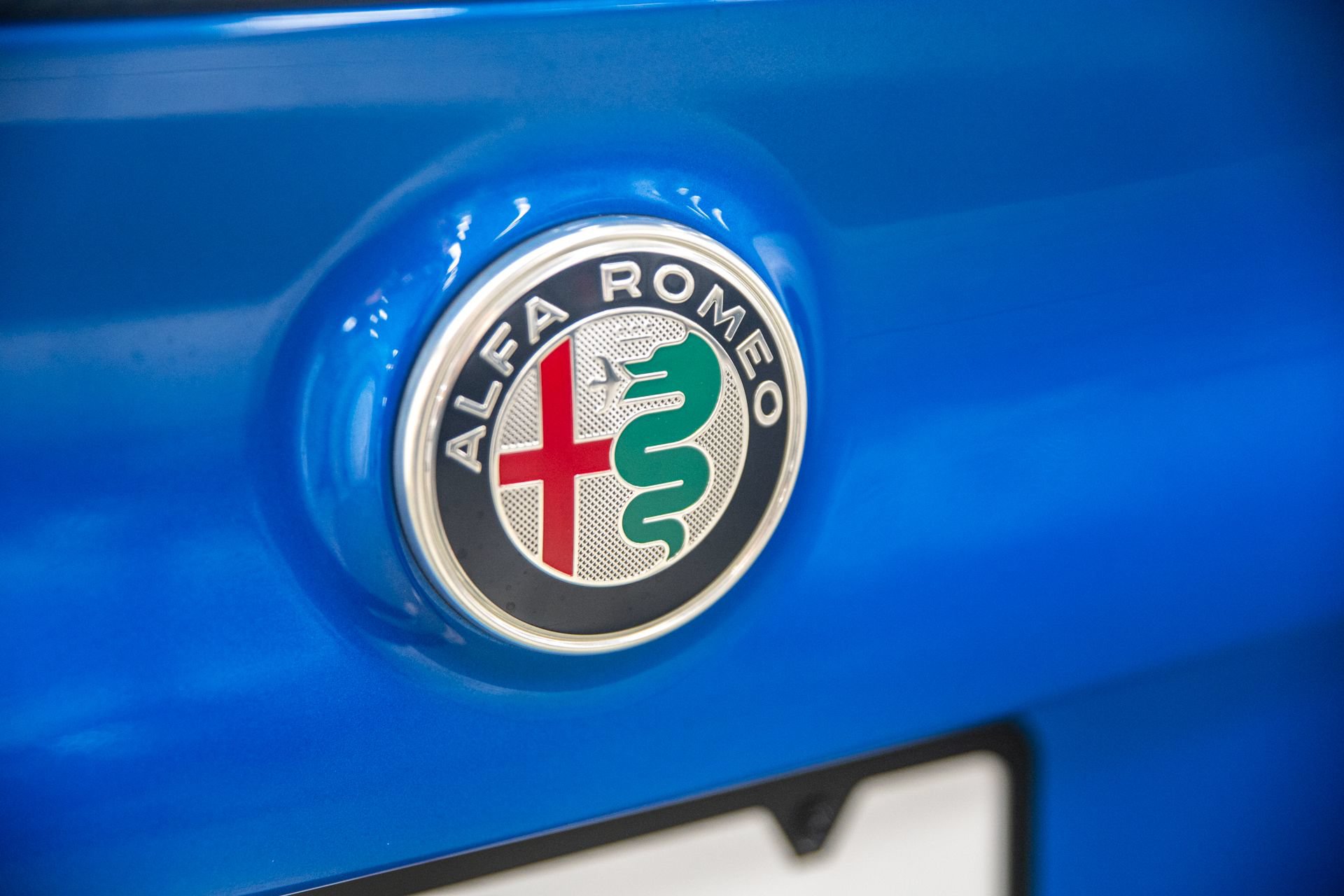 Used 2023 Alfa Romeo Giulia Quadrifoglio w/ Active Assist Plus Package RWD image 34