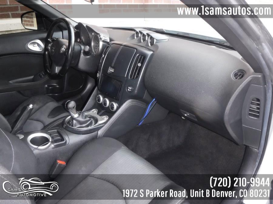 Used 2013 Nissan 370Z Coupe RWD image 30
