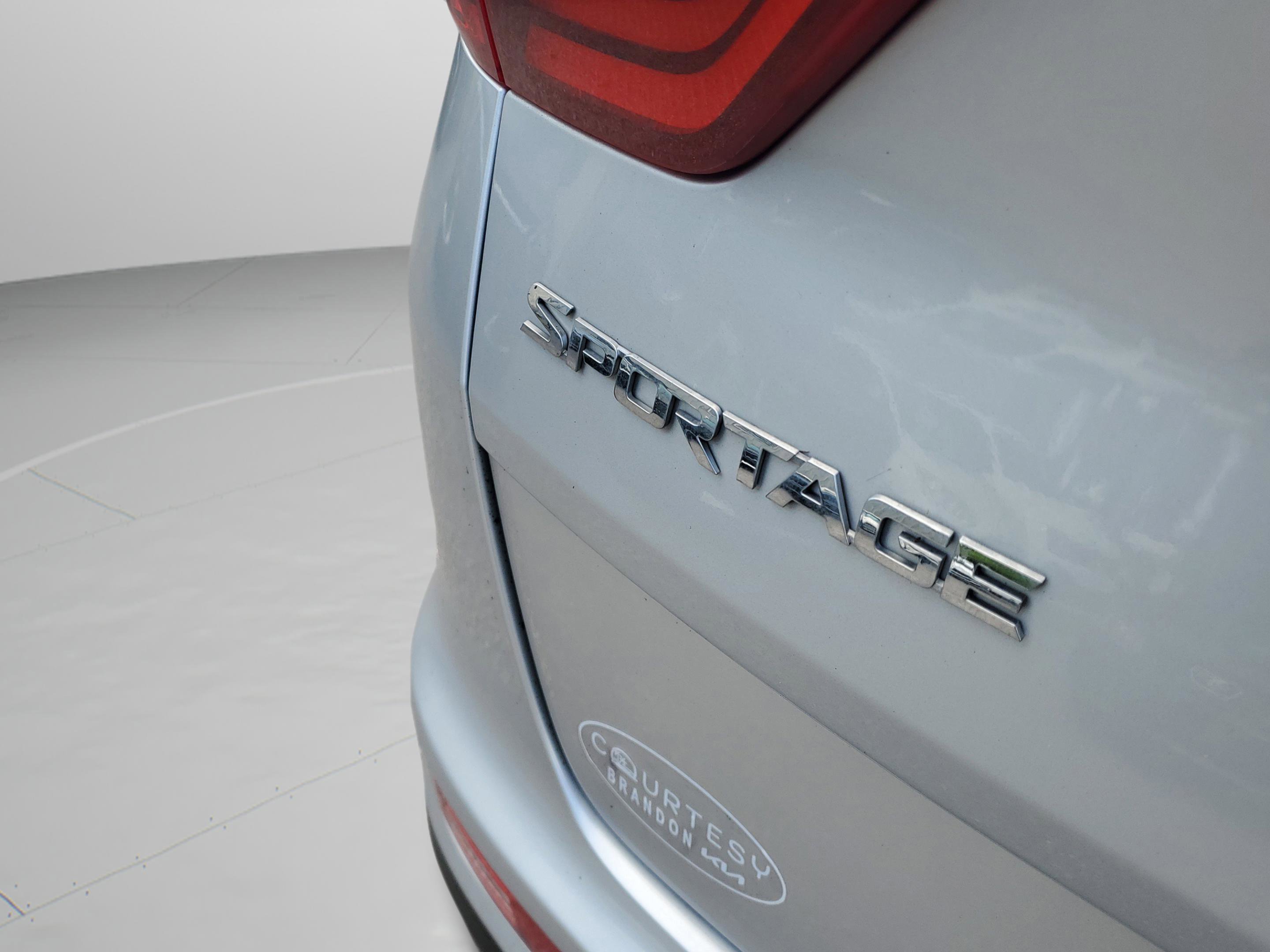 Used 2017 Kia Sportage SX FWD image 35