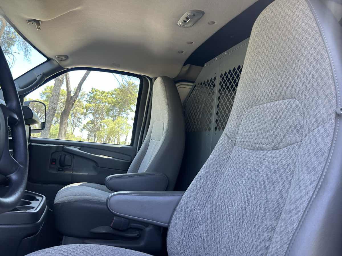 Used 2013 Chevrolet Express 1500 w/ Power Package image 13