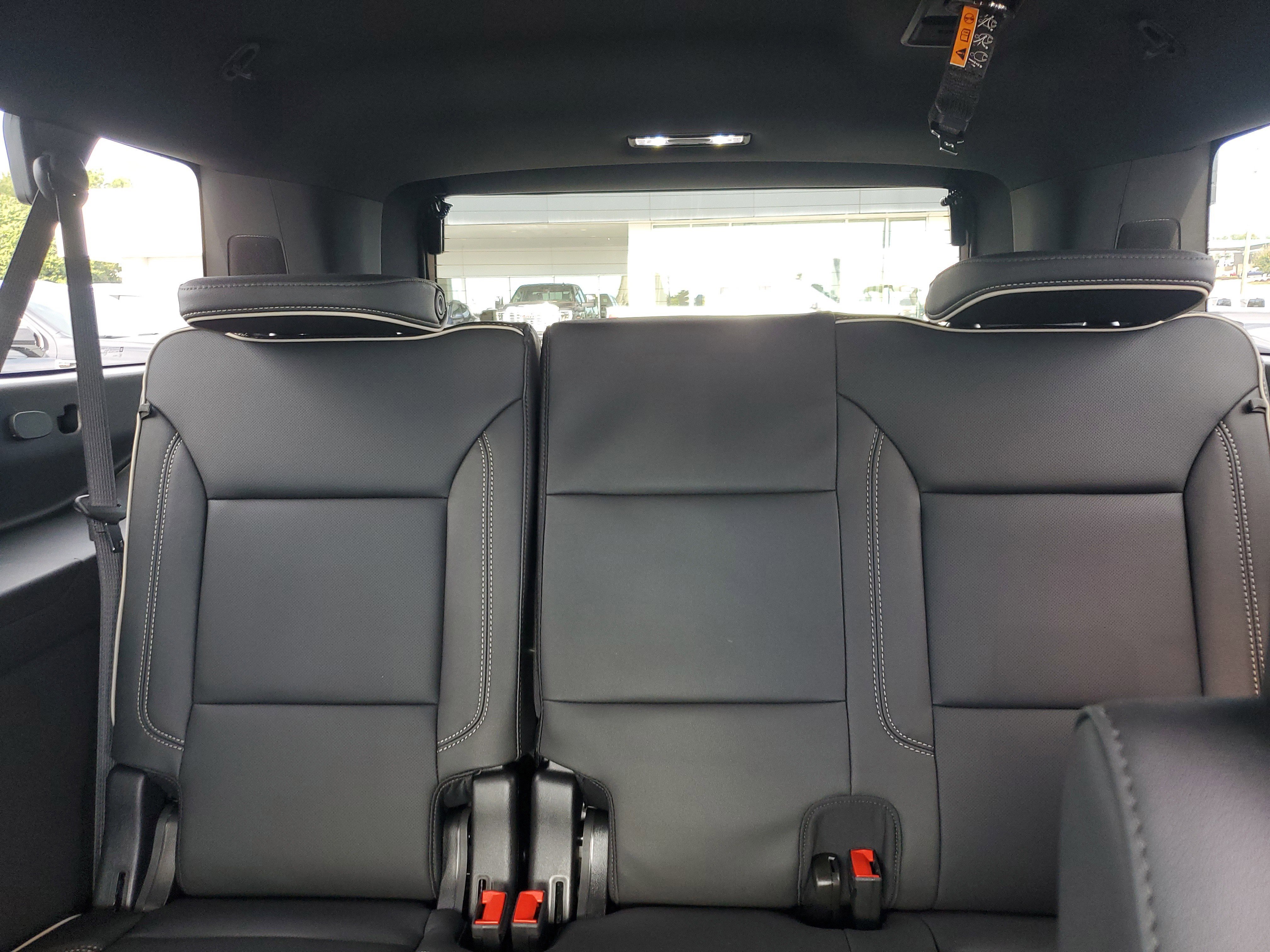 New 2026 GMC Yukon XL Elevation image 11