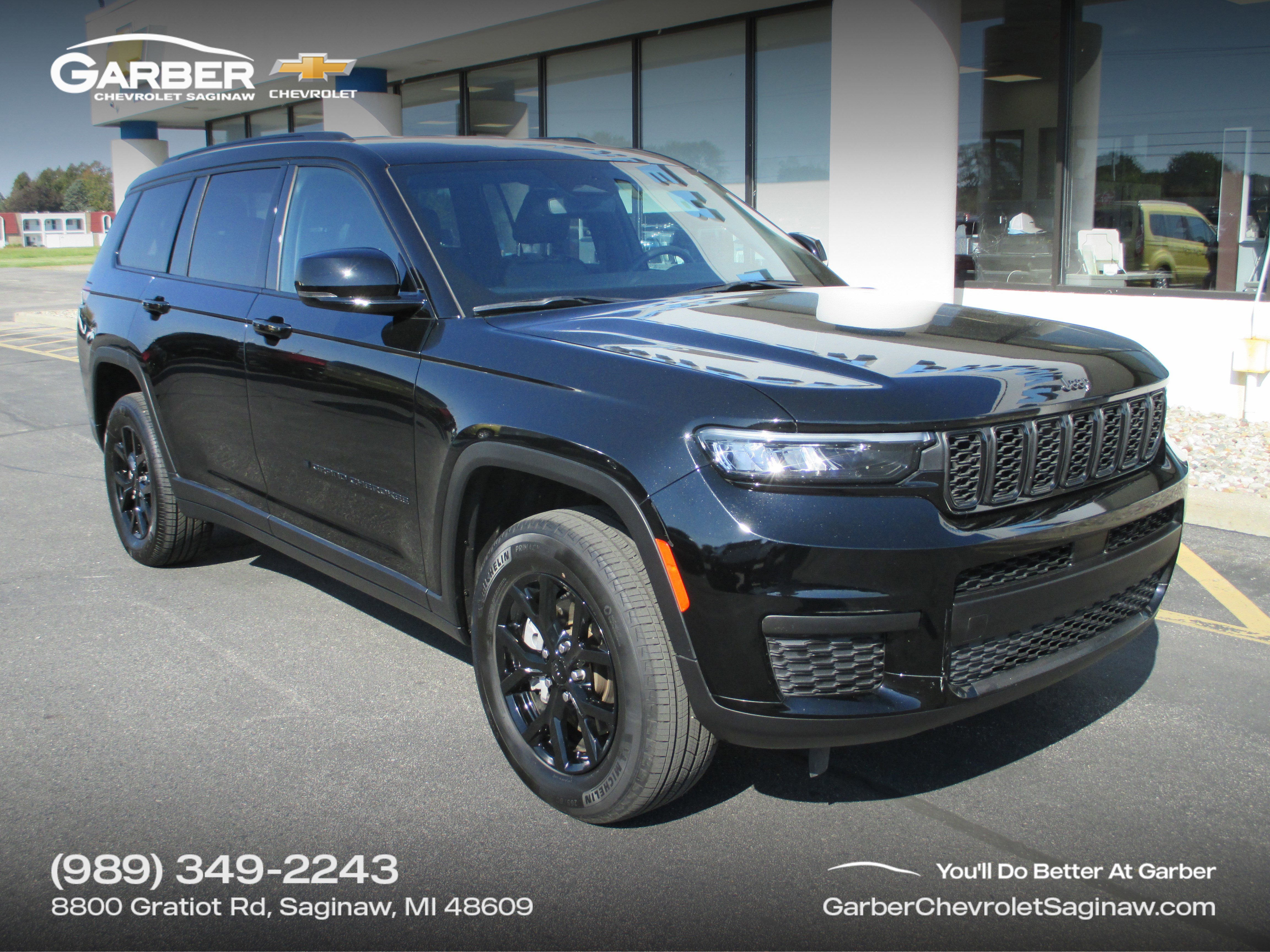 Used 2024 Jeep Grand Cherokee L Laredo image 1