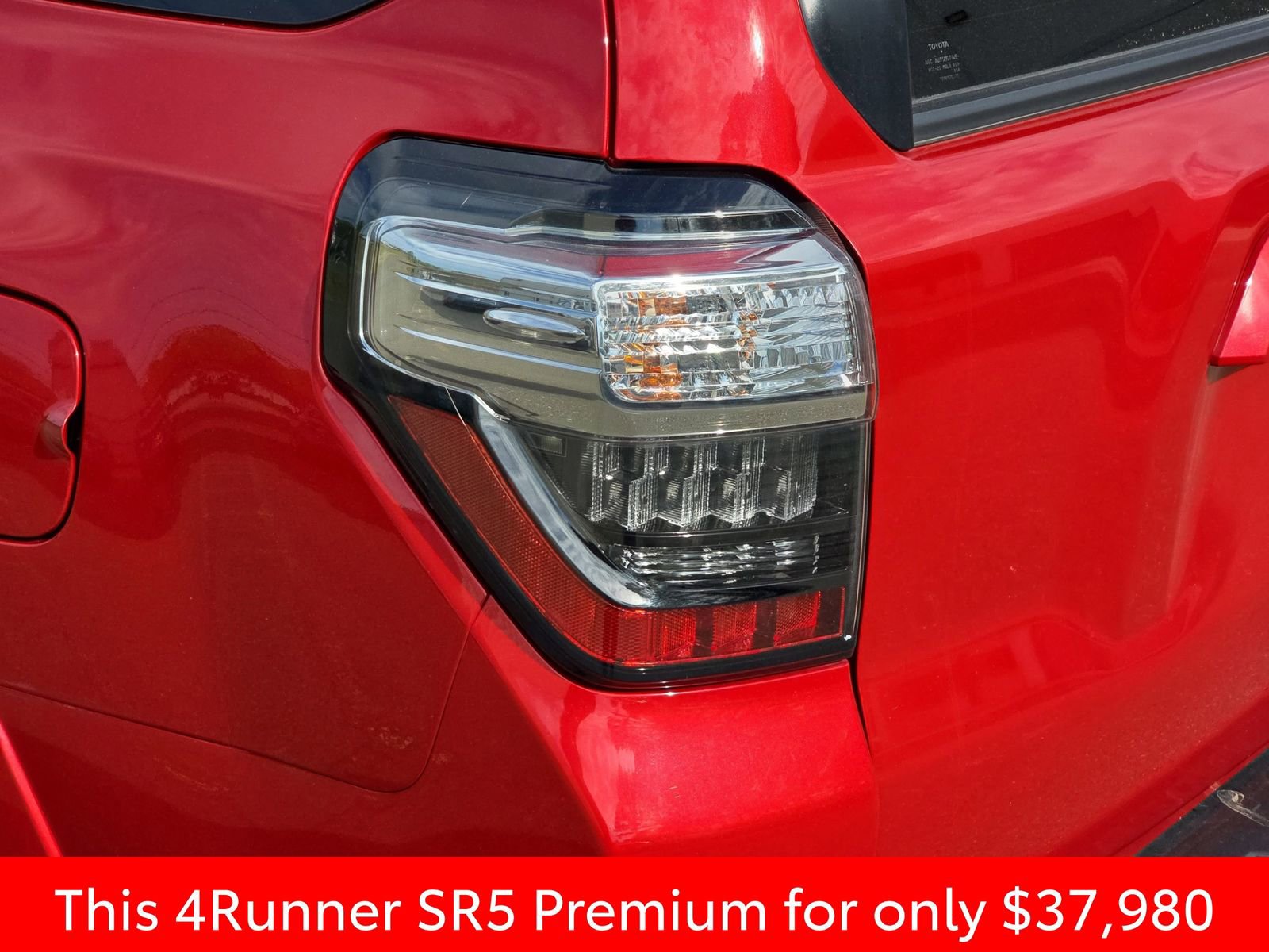 Used 2022 Toyota 4Runner SR5 Premium w/ Moonroof Package AWD/4WD image 41