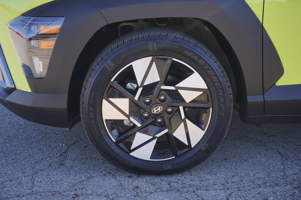 Used 2025 Hyundai Kona SEL FWD image 10