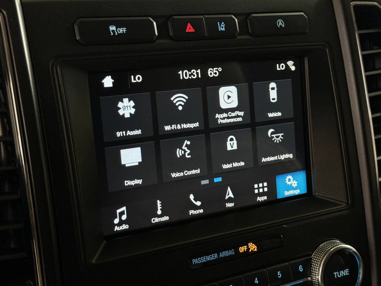 Used 2019 Ford Expedition Limited w/ Driver Assistance Package RWD image 39