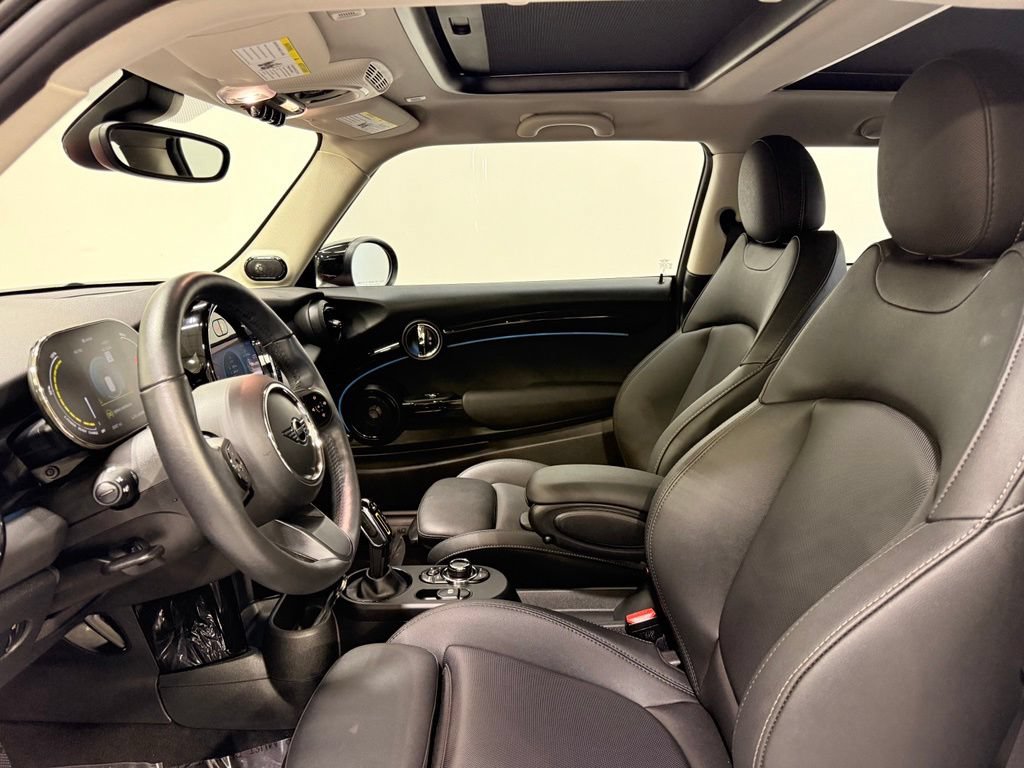 Used 2024 MINI Cooper SE FWD image 12