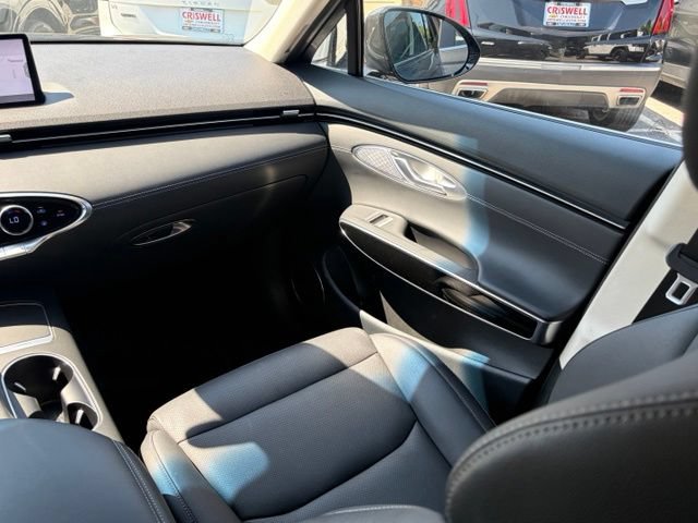 Used 2025 Genesis GV70 2.5T AWD/4WD image 32