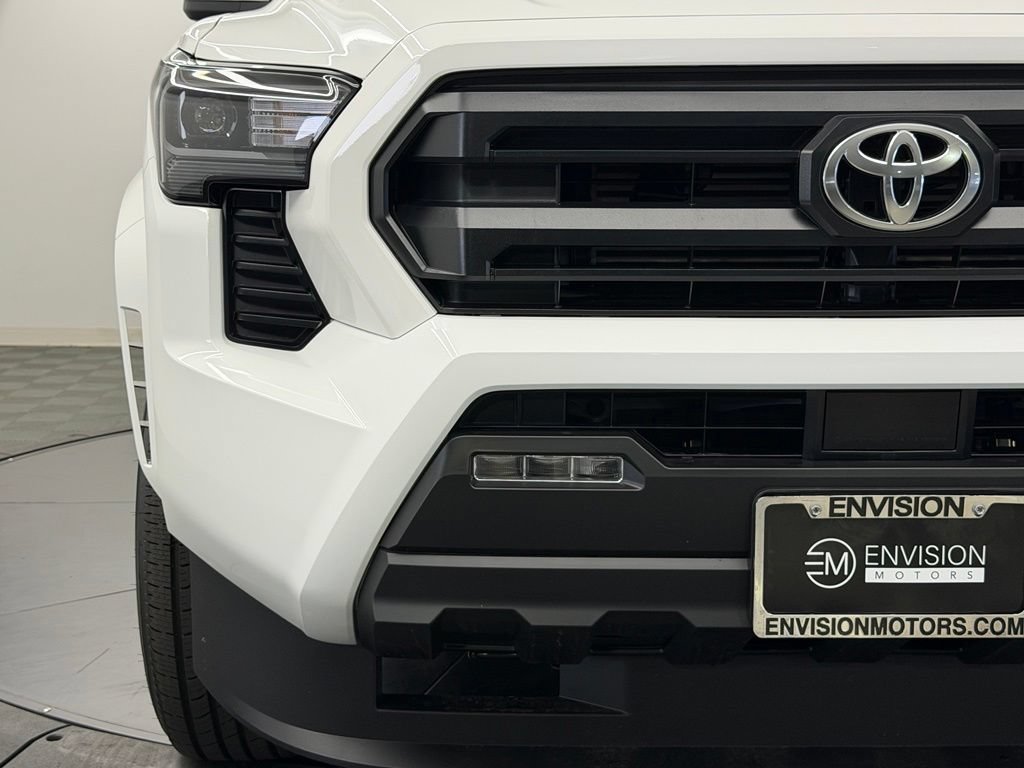 Used 2026 Toyota Tacoma SR5 RWD image 9