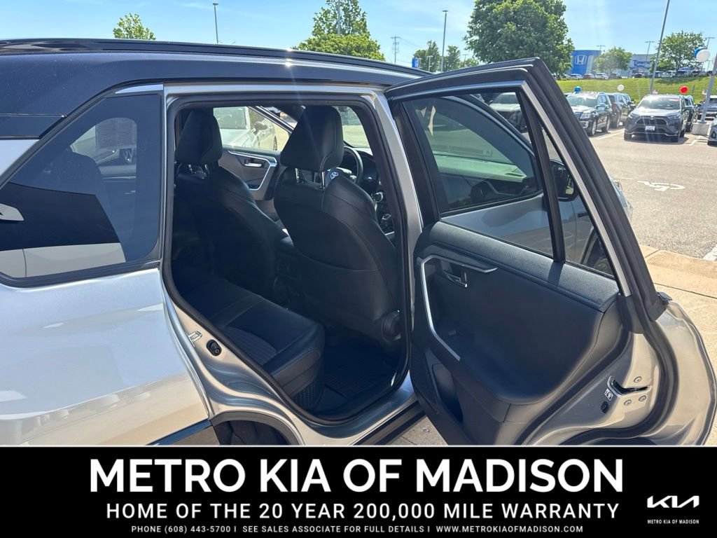 Used 2020 Toyota RAV4 XSE w/ XSE Grade Weather Package AWD/4WD image 32